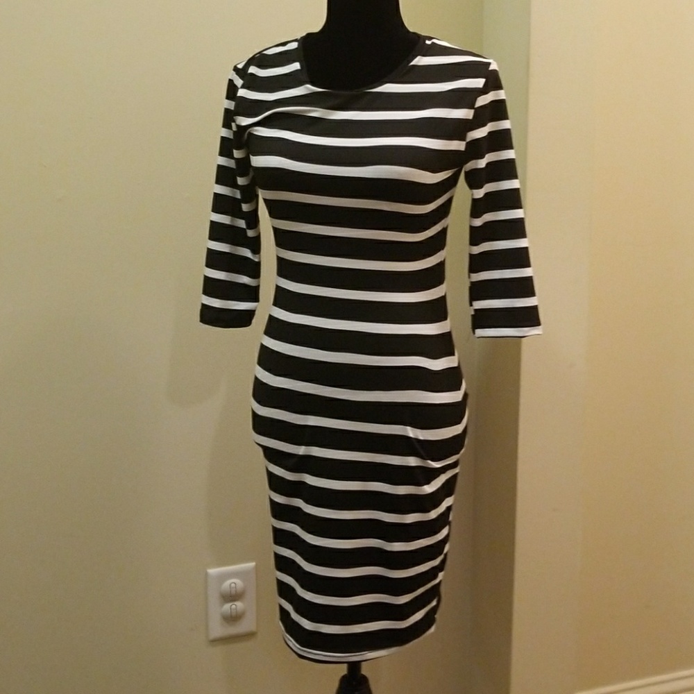 Striped Black & White Dress| Striped Dresses SZ LG